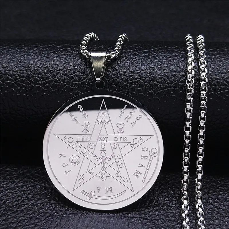 Collier pentacle en acier inoxydable avec chaîne finition argent