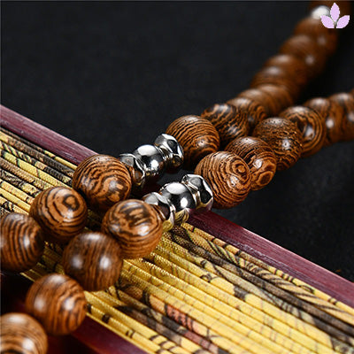 Bracelet mala en bois