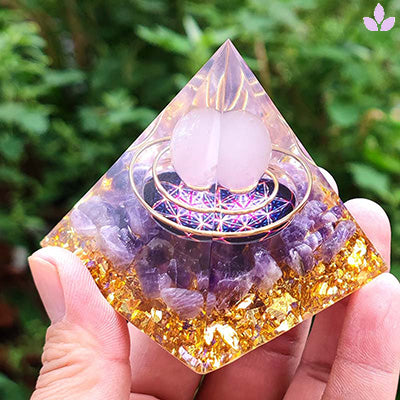 orgone pyramide fleur de vie